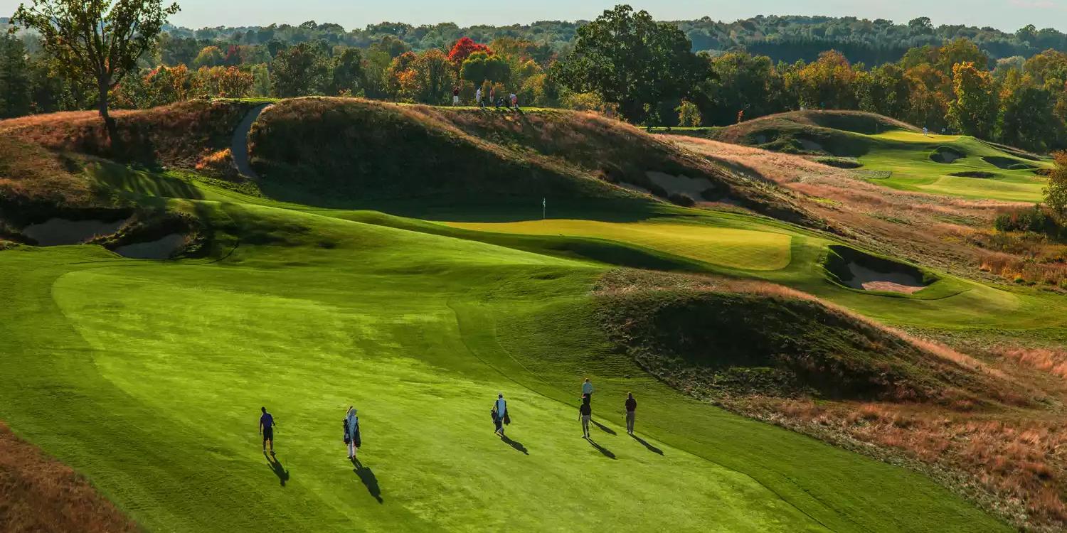 How to Prepare for and Enjoy a Golf Trip with Friends